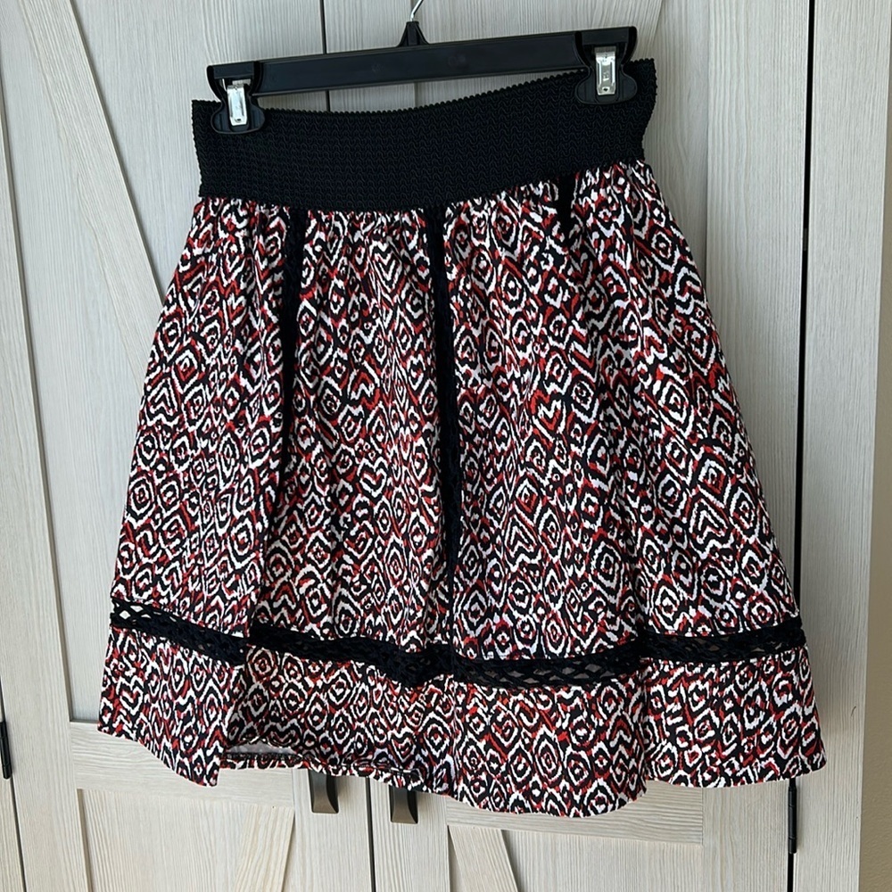 Sam Edelman Red / Black / White Patterned Circle Skirt Sz XS